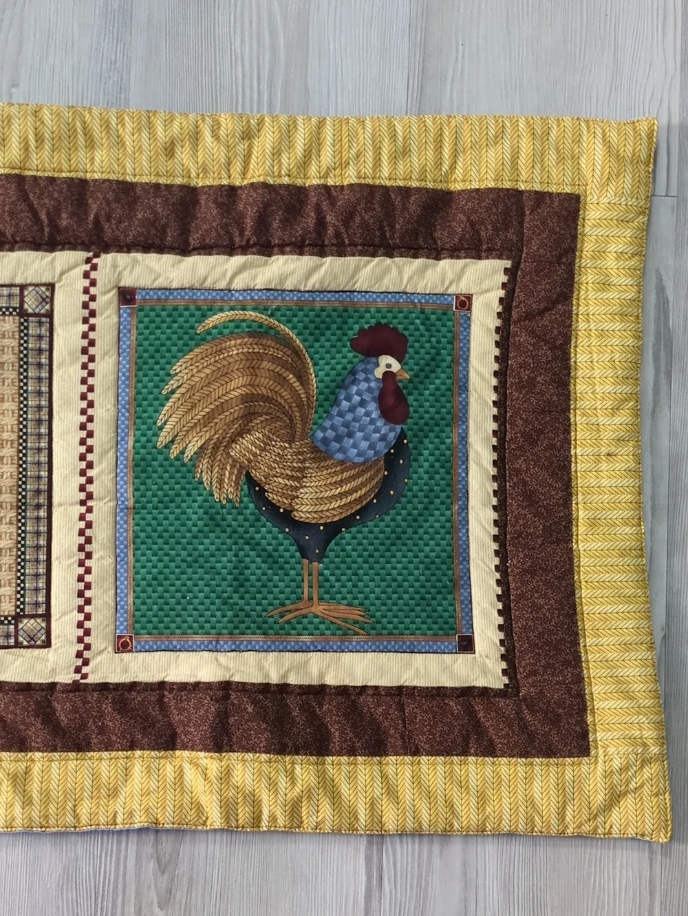 Handmade Rooster Quilt Wall Hanging Country Farmhouse Kitchen Table Runner Decor